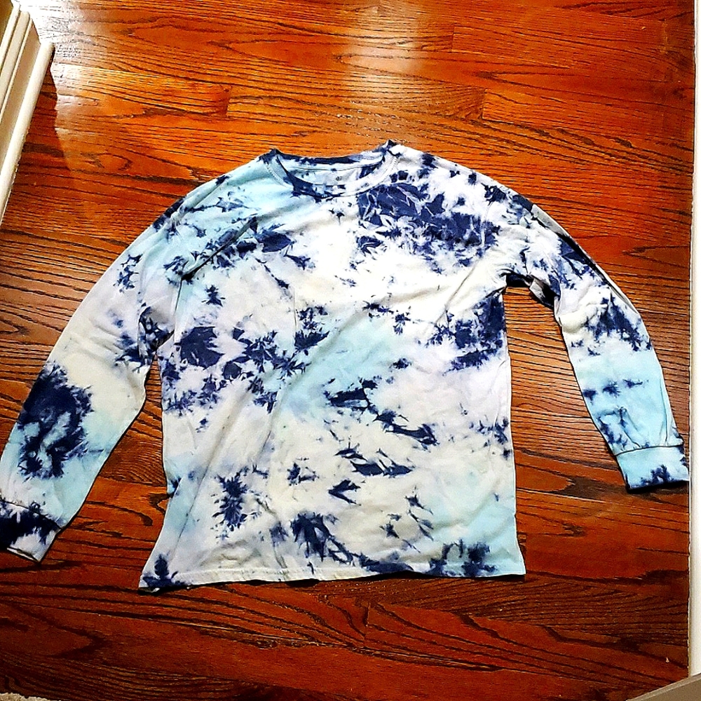 Tie dye blue, white, light yellow, and light pink long sleeve shirt. Extra small